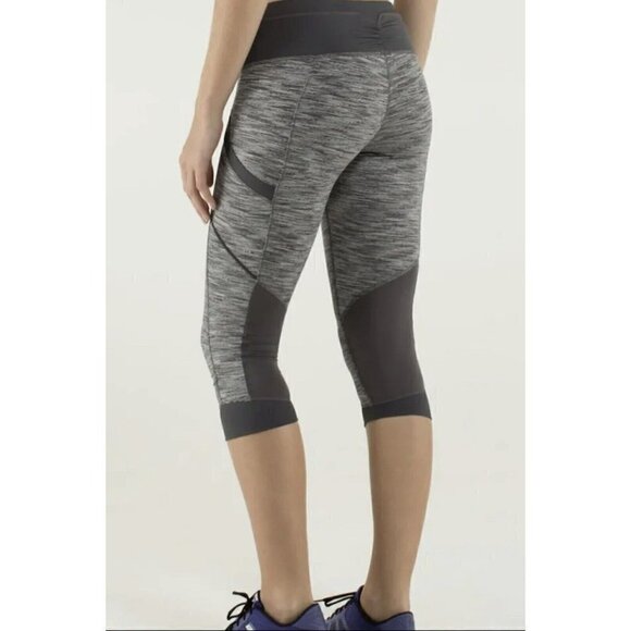 LULULEMON Crop pants leggings size 8 black gray Run For Fun athletic wear - Picture 2 of 16